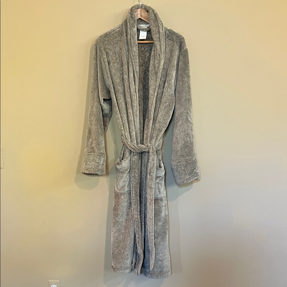 Pottery Barn Other - Pottery Barn Plush Gray Green Tan Bathrobe